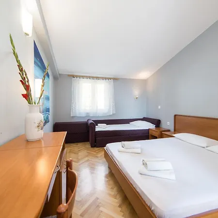 By The Sea Tucepi, Makarska - 22384 Apartament
