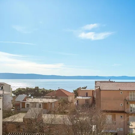 アパート By The Sea Tucepi, Makarska - 22384 Tučepi