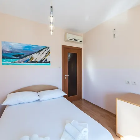 شقة By The Sea Tucepi, Makarska - 22384 Tučepi